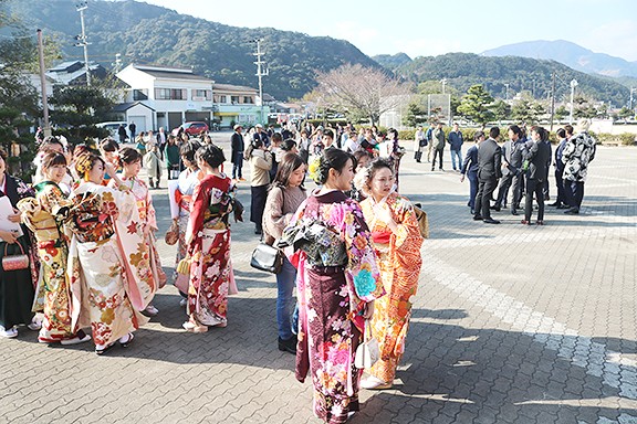 来年１月予定の成人式 那智勝浦町は中止 / 太平洋新聞電子版