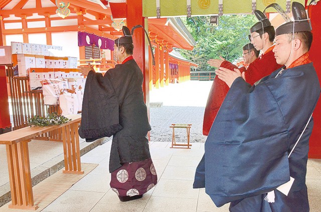 【初日午前】本殿大前ノ儀